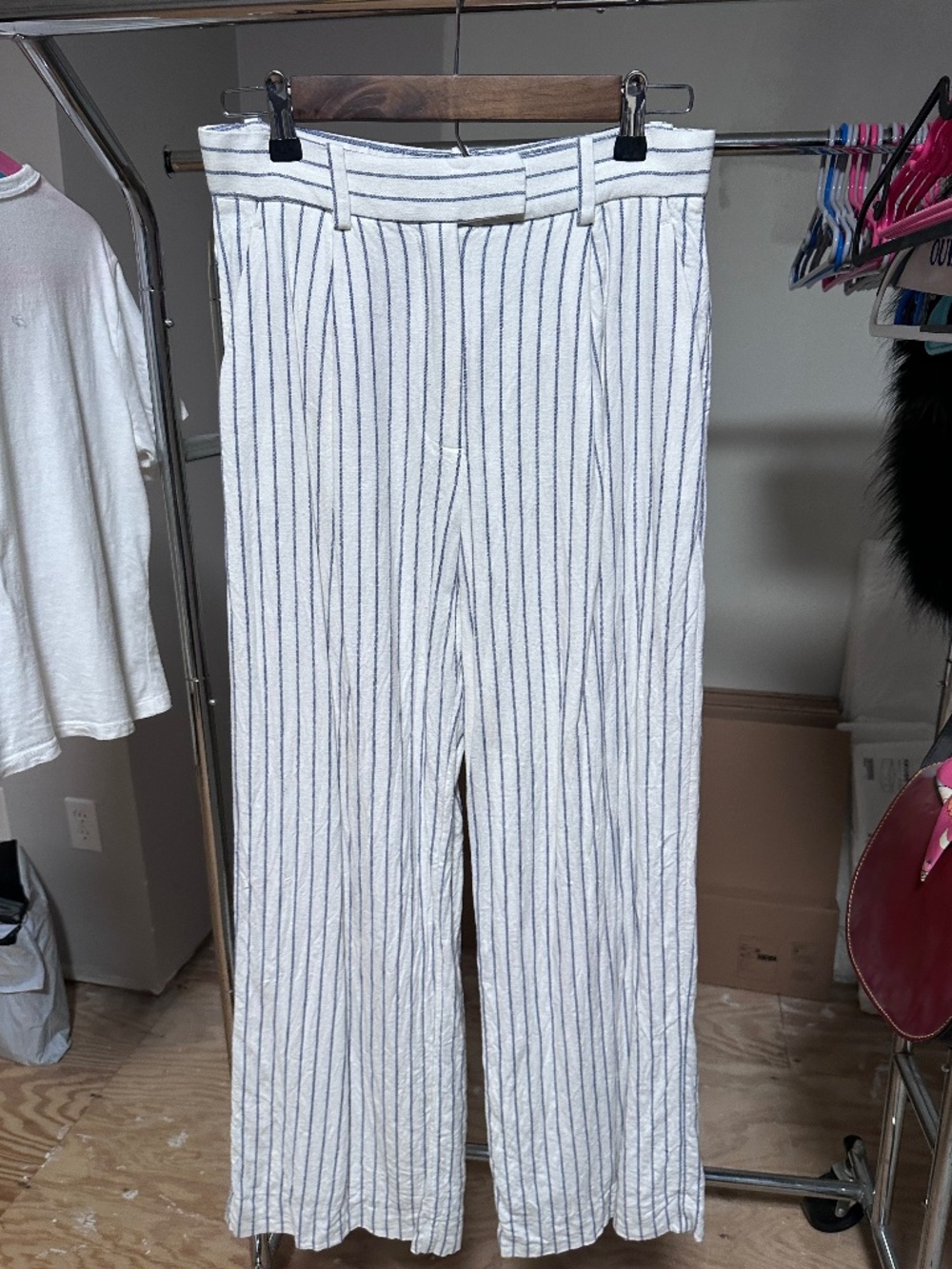 Abercrombie & Fitch White with Blue Pinstripe Linen-Blend Tailored Wide Leg Pant